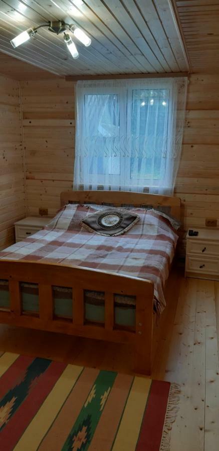 Котедж Під Горою Tatariv Extérieur photo